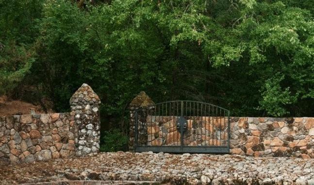 Spanish Villa Inn ست. هيلينا المظهر الخارجي الصورة